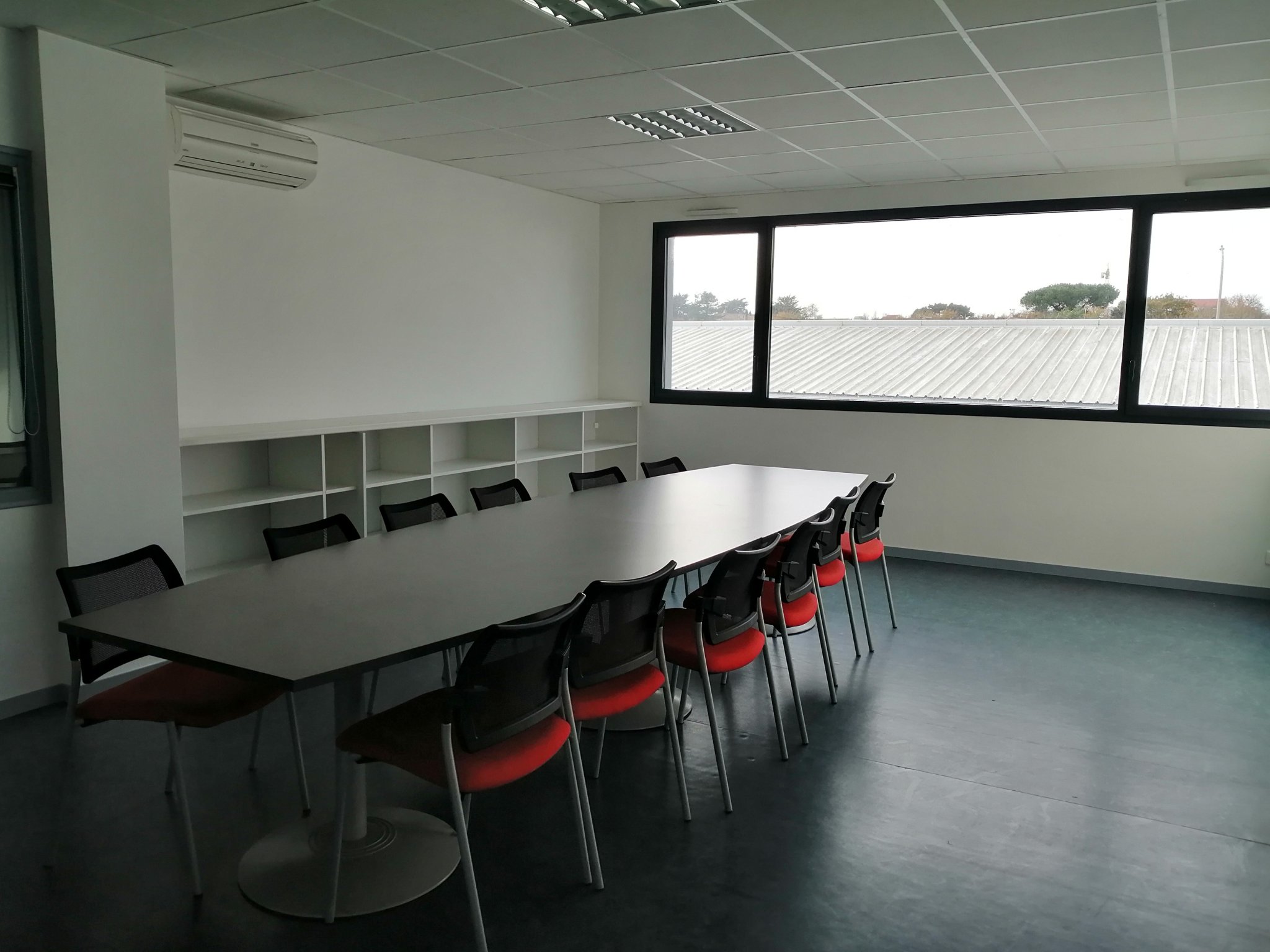 Bureau Vallée Saint Gilles Croix De Vie