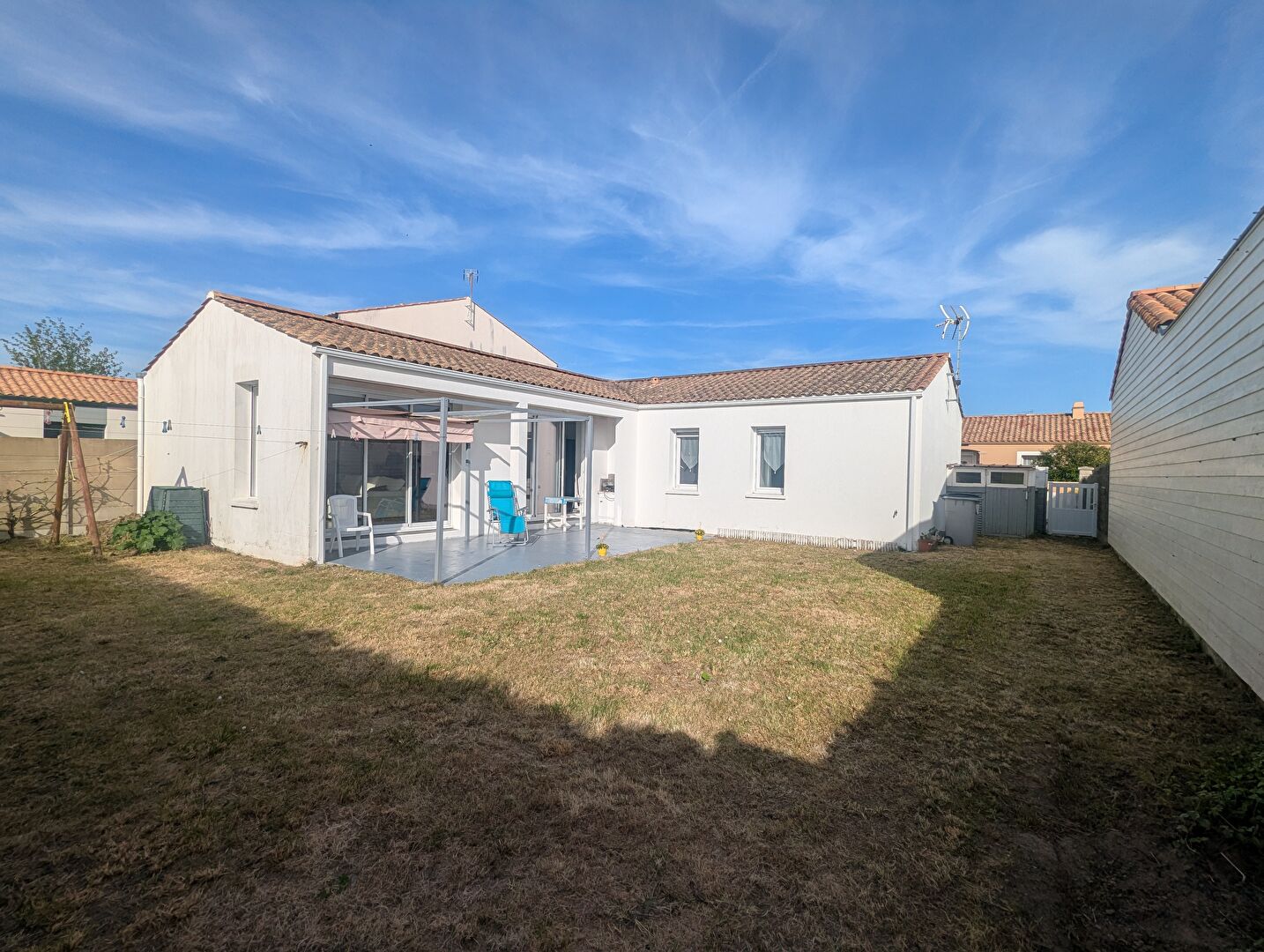 SAINT JEAN DE MONTS, Maison 82m² environ, 3 chambres, garage et jardin.