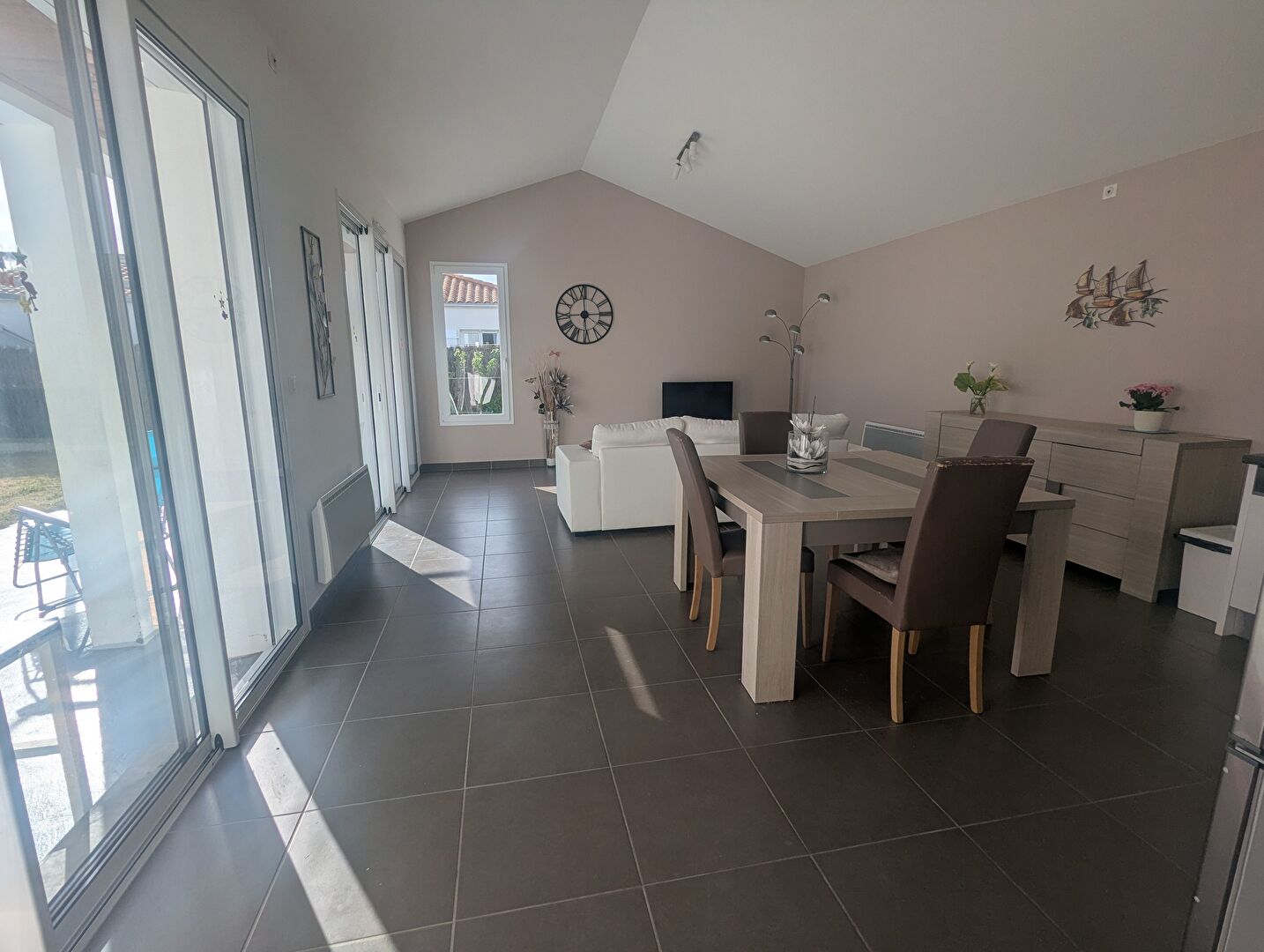SAINT JEAN DE MONTS, Maison 82m² environ, 3 chambres, garage et jardin.